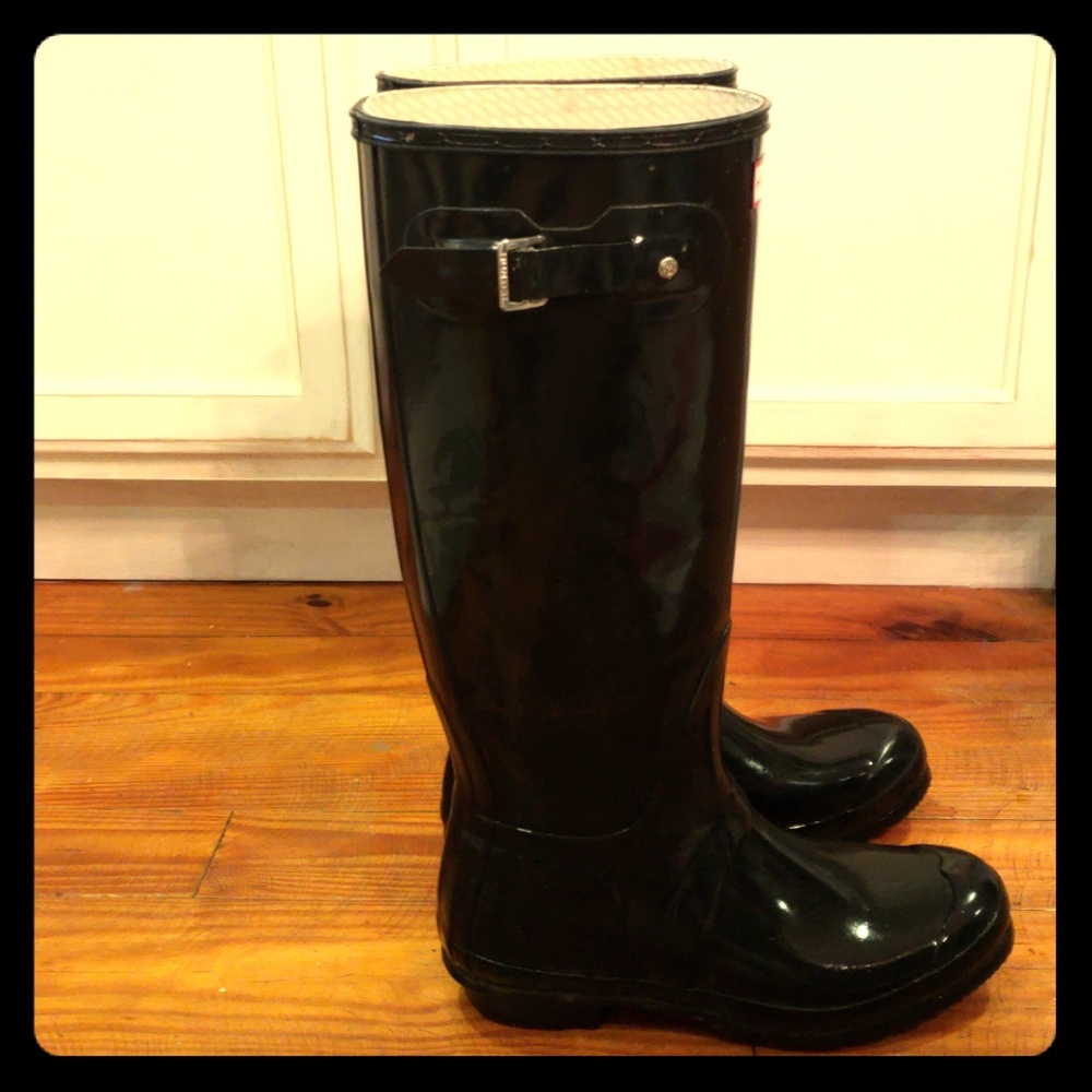 Hunter tall buckle rain boots